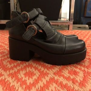 Vagabond Double Strap Black Chunky Sole Shoes